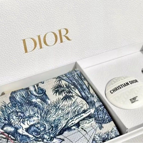 NIB Dior Limited Edition Tote Set - Picture 2 of 2